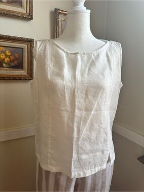 Vivid 100% Linen White Tank Top | Size Small | Minimalist Capsule Wardrobe